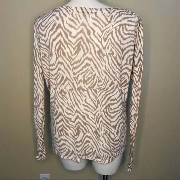 Mattilda high low oversized sweater - Picture 2 of 5